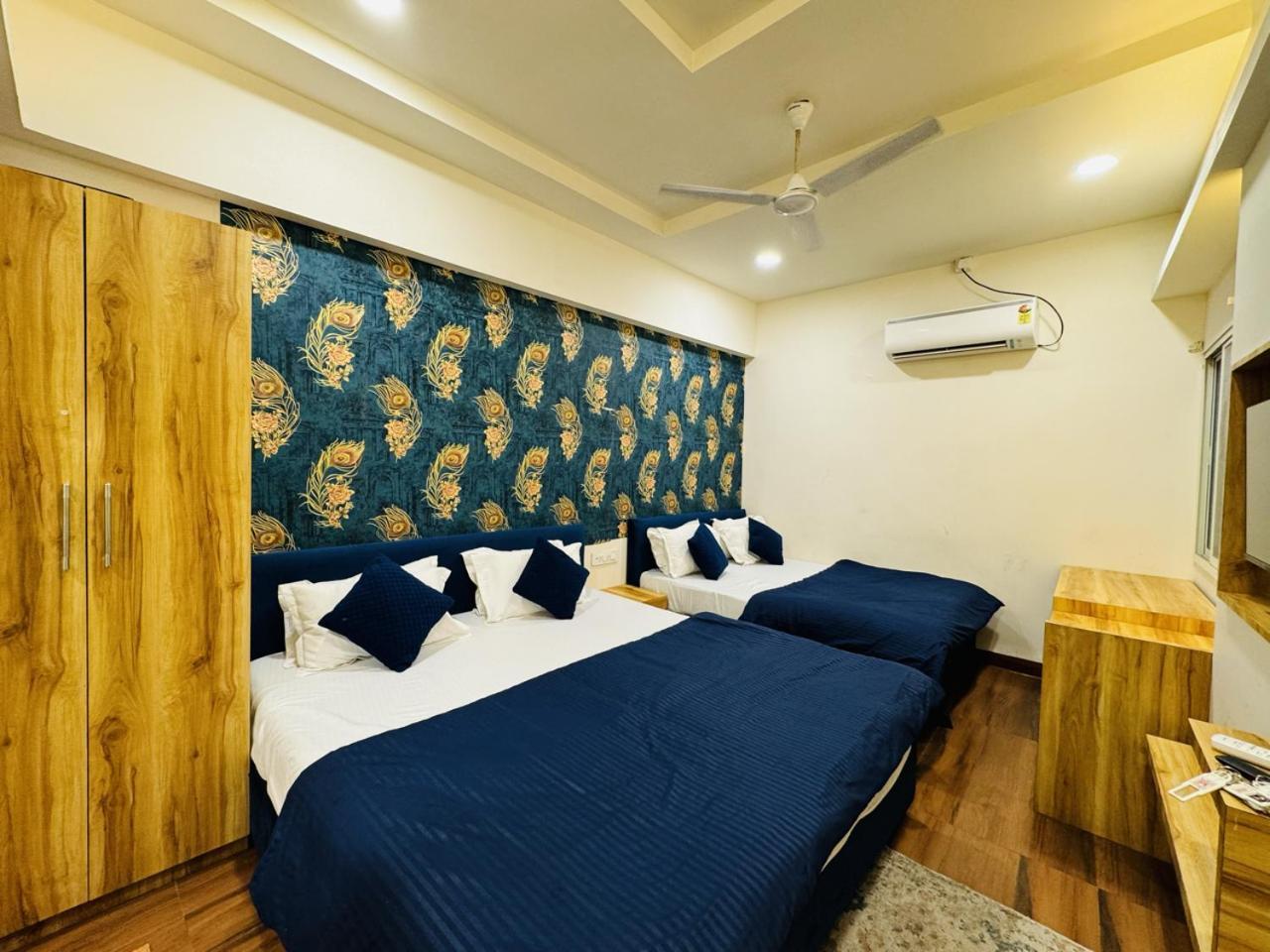 Hotel Shree Mahakal Krapa اوجاين المظهر الخارجي الصورة