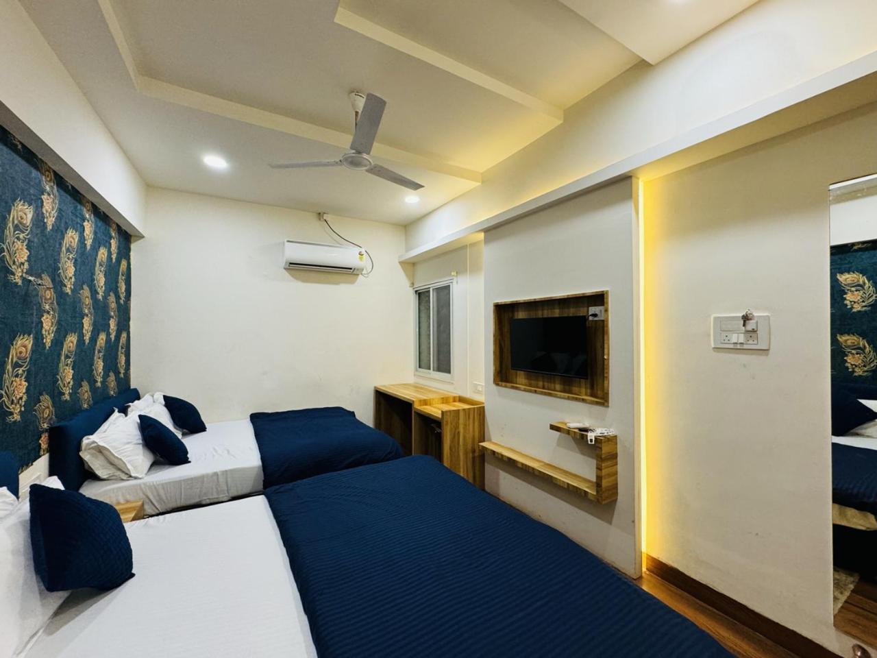 Hotel Shree Mahakal Krapa اوجاين المظهر الخارجي الصورة