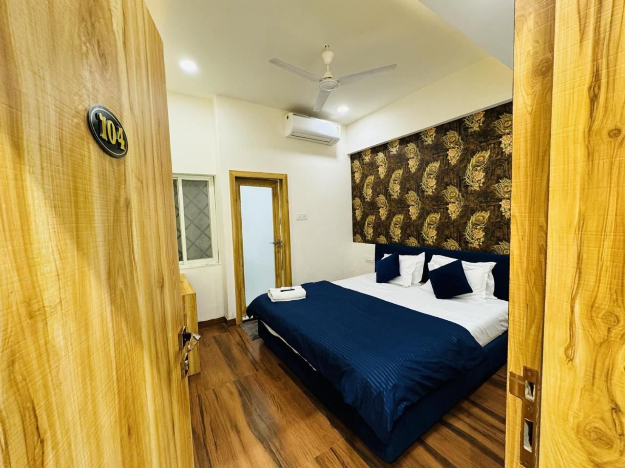 Hotel Shree Mahakal Krapa اوجاين الغرفة الصورة